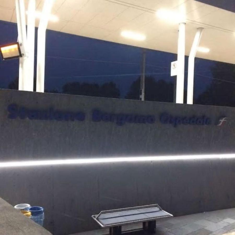 Appartamento Per Brevi Periodi "Pi&Ci" Bergamo Exterior foto